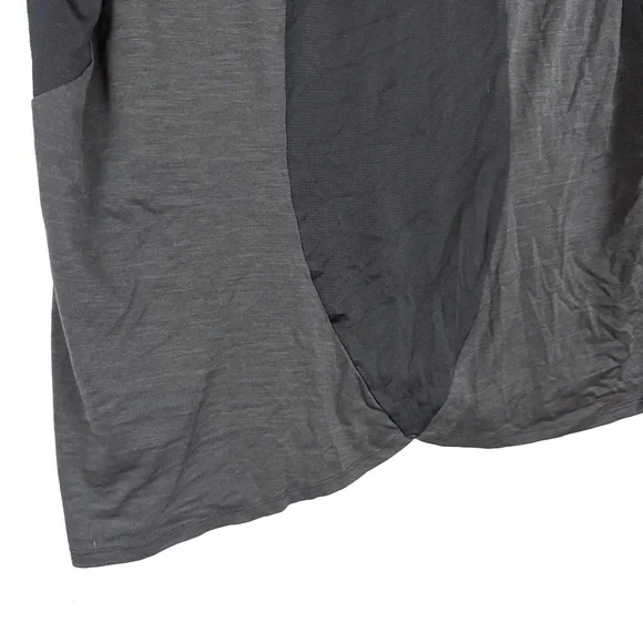 The North Face Women’s FlashDry Active Performance Tee – Charcoal Gray XL - Picture 13 of 13